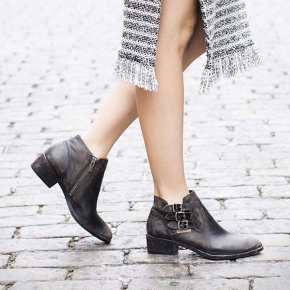 Frye Ray Belted Bootie - Black